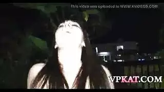 أول قذف داخلي مع زوجة ثملة في مشهد إباحي ساخن