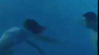 أول مرة للعروسين: مثلية جنسية عنيفة وإنزال داخلي